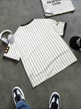 Load image into Gallery viewer, "Retro LA Baseball Tee – Manfinity Sporsity" - Aesthetic Gen